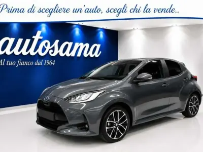 Nuova Toyota Yaris Hybrid 92 CV (67 kW) 2026 Metallizzato Berlina