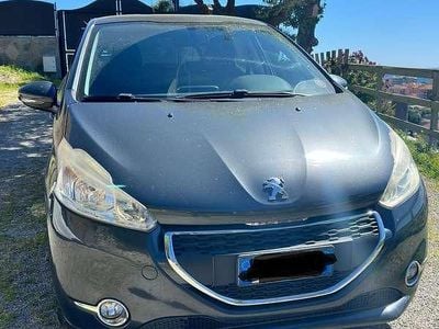 Usata Peugeot 208 Allure 82 CV (60 kW) 2012 Grigio Utilitaria