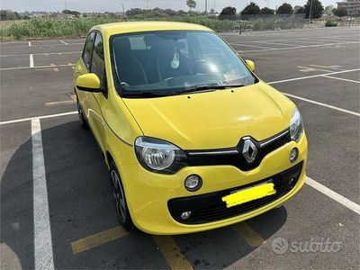 Usata Renault Twingo SE 69 CV (50 kW) 2017 Giallo Utilitaria