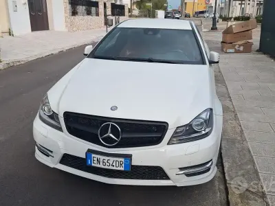 Usata Mercedes C220 170 CV (125 kW) 2012 Bianco Coupé