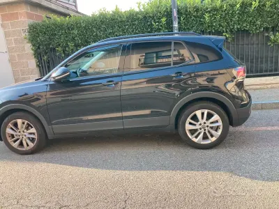Usata VW T-Cross 95 CV (69 kW) 2025 Nero SUV