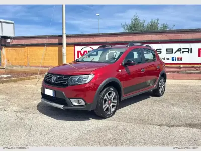 Usata Dacia Sandero Stepway 90 CV (66 kW) 2019 Rosso Berlina