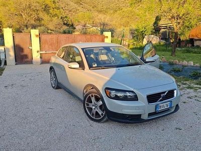 Usata Volvo C30 Momentum 150 CV (110 kW) 2007 Utilitaria