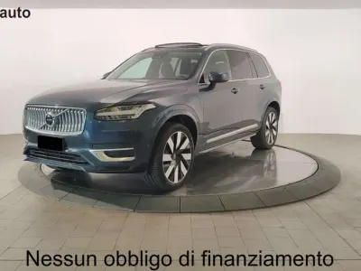 Nuova Volvo XC90 Ultimate 310 CV (228 kW) 2025 Denim blue metallizzato SUV