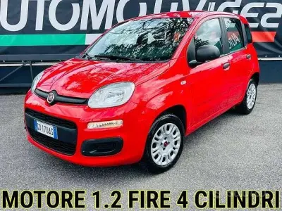 Usata Fiat Panda Easy 69 CV (50 kW) 2020 Rosso Utilitaria