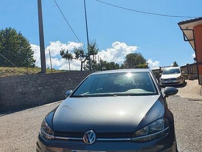 Usata VW Golf VII 116 CV (85 kW) 2018 Grigio Utilitaria