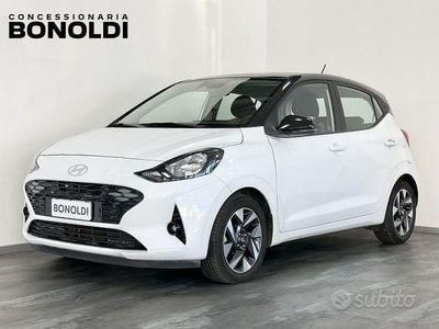 Usata Hyundai i10 67 CV (49 kW) 2023 Bianco Utilitaria