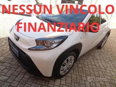 Usata Toyota Aygo X Active 72 CV (52 kW) 2025 Bianco SUV