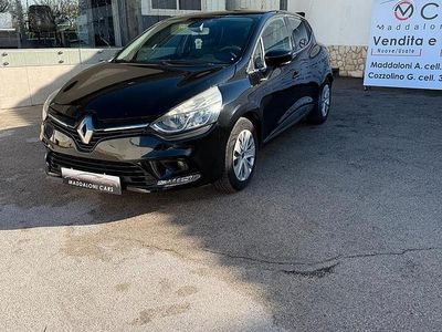 Usata Renault Clio IV Zen 75 CV (55 kW) 2017 Nero Berlina