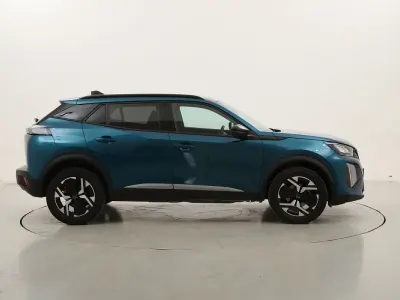 Usata Peugeot 2008 Allure 100 CV (73 kW) 2025 Blublu SUV
