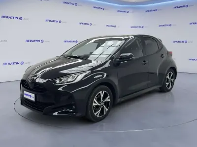 Usata Toyota Yaris 116 CV (85 kW) 2025 Nero Utilitaria