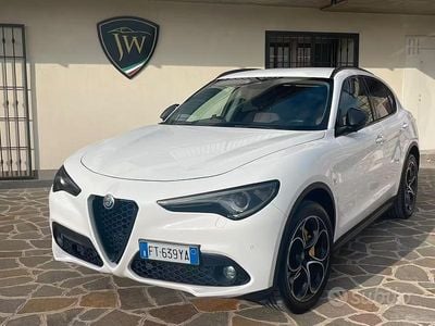 Usata Alfa Romeo Stelvio Executive 210 CV (154 kW) 2019 Bianco SUV