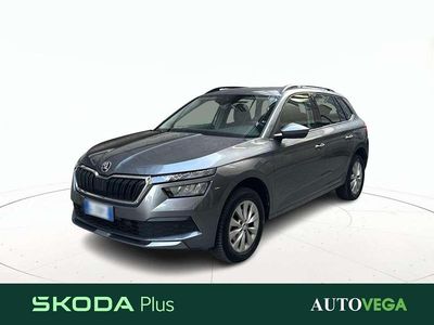 Grigio / pastello Usata 2022 Skoda Kamiq Ambition SUV | 16.800 € (Buon prezzo)