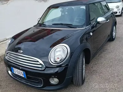 Usata Mini ONE 75 CV (55 kW) 2011 Nero Utilitaria