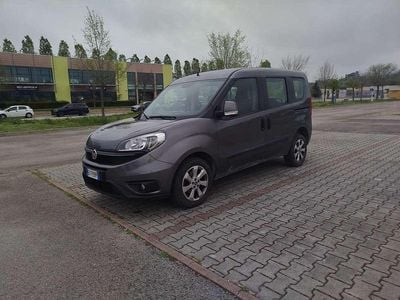 Occasion Fiat Doblò Easy 105 ch (77 kW) 2015 Gris Monospace