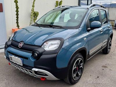 Usata Fiat Panda Cross Cross 84 CV (61 kW) 2021 Blu Utilitaria