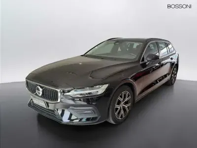 Usata Volvo V60 145 CV (106 kW) 2023 Nero Station wagon