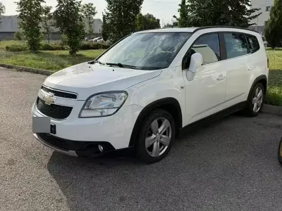 Usata Chevrolet Orlando 163 CV (119 kW) 2012 Bianco Monovolume