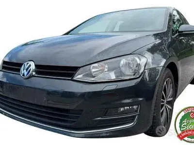 Usata VW Golf VII Allstar 84 CV (61 kW) 2016 Grigio scuro Berlina