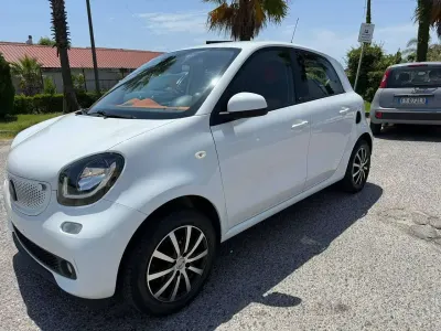 Usata Smart ForFour Passion 71 CV (52 kW) 2015 Arancione Utilitaria