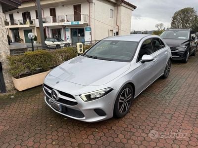 Usata Mercedes A180 116 CV (85 kW) 2020 Grigio Berlina