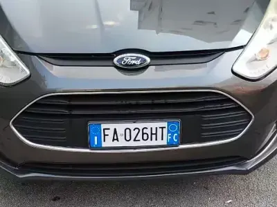 Begagnad Ford B-MAX Titanium 90 HK (66 kW) 2015 Minibuss