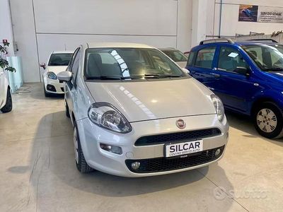 Usata Fiat Punto Street 69 CV (50 kW) 2015 Grigio Utilitaria