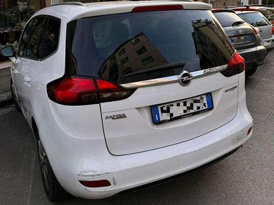 Usata Opel Zafira Tourer Cosmo 150 CV (110 kW) 2016 Bianco Monovolume