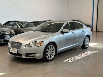 Usata Jaguar XF Premium Luxury 298 CV (219 kW) 2009 Argento Berlina