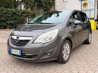 Usata Opel Meriva Cosmo 120 CV (88 kW) 2013 Grigio Monovolume