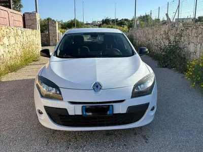 Usata Renault Mégane III 110 CV (80 kW) 2011 Bianco Berlina