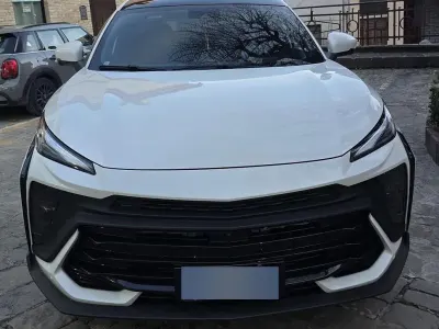 Usata EVO Evo 6 177 CV (130 kW) 2025 Bianco SUV