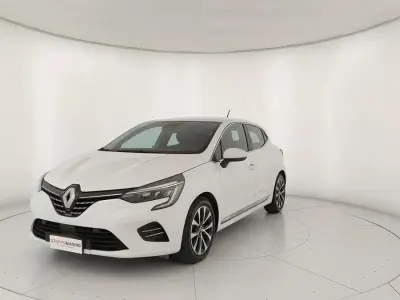 Usata Renault Clio Intens 140 CV (102 kW) 2021 Bianco Utilitaria