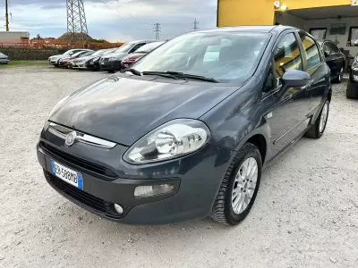 Usata Fiat Punto Evo Dynamic 77 CV (56 kW) 2010 Nero Utilitaria