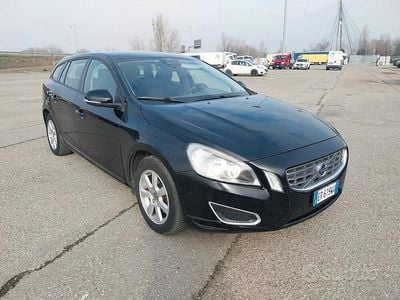 Nero Usata 2013 Volvo V60 Business Edition Station wagon | 3700 € (Buon prezzo)