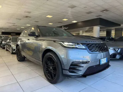Usata Land Rover Range Rover Velar SE Dynamic 241 CV (177 kW) 2018 Grigio SUV