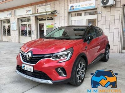 Usata Renault Captur Intens 101 CV (74 kW) 2021 Rosso SUV