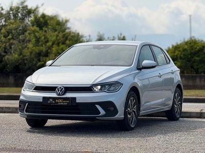 Usata VW Polo Comfortline 80 CV (58 kW) 2021 Grigio Berlina