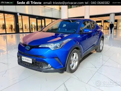 Usata Toyota C-HR Active 98 CV (72 kW) 2019 Bluazzurro SUV