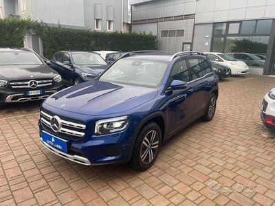 Usata Mercedes GLB180 Business 116 CV (85 kW) 2021 Blu SUV