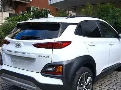 Usata Hyundai Kona 120 CV (88 kW) 2019 Bianco SUV