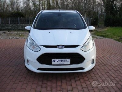 Usata Ford B-MAX 95 CV (69 kW) 2012 Bianco Monovolume