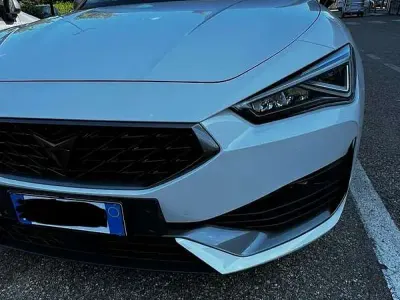 Usata Cupra Leon 150 CV (110 kW) 2023 Berlina