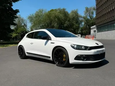 Usata VW Scirocco 210 CV (154 kW) 2011