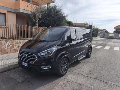 Usata Ford Tourneo Custom Titanium 185 CV (136 kW) 2020 Nero Furgone