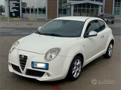 Begagnad Alfa Romeo MiTo 95 HK (69 kW) 2011 Vit Halvkombi