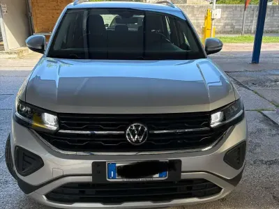 Usata VW T-Cross Life 116 CV (85 kW) 2024 Argento SUV