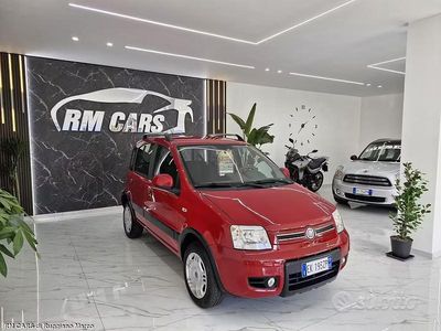 Usata Fiat Panda Climbing 78 CV (57 kW) 2011 Rosso Utilitaria