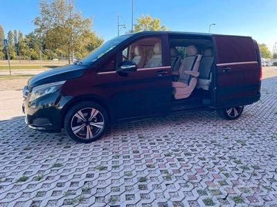 Usata Mercedes V220 163 CV (119 kW) 2015 Nero Monovolume