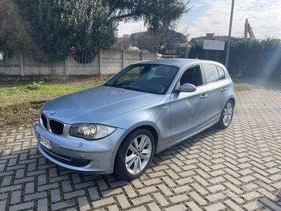 Usata BMW 118 142 CV (104 kW) 2008 Blu Utilitaria